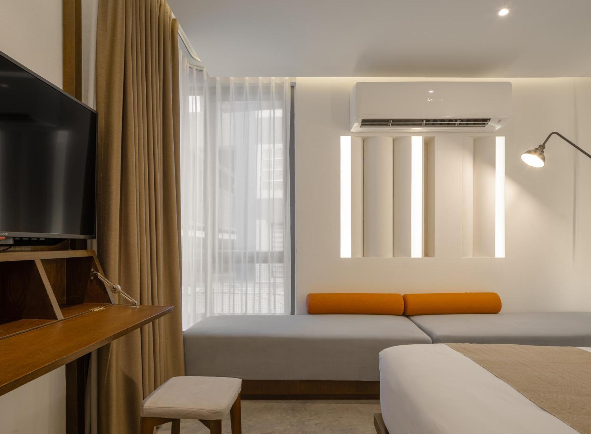 Nidhra Boutique Hotel Bangkok Sukhumvit Bagian luar foto